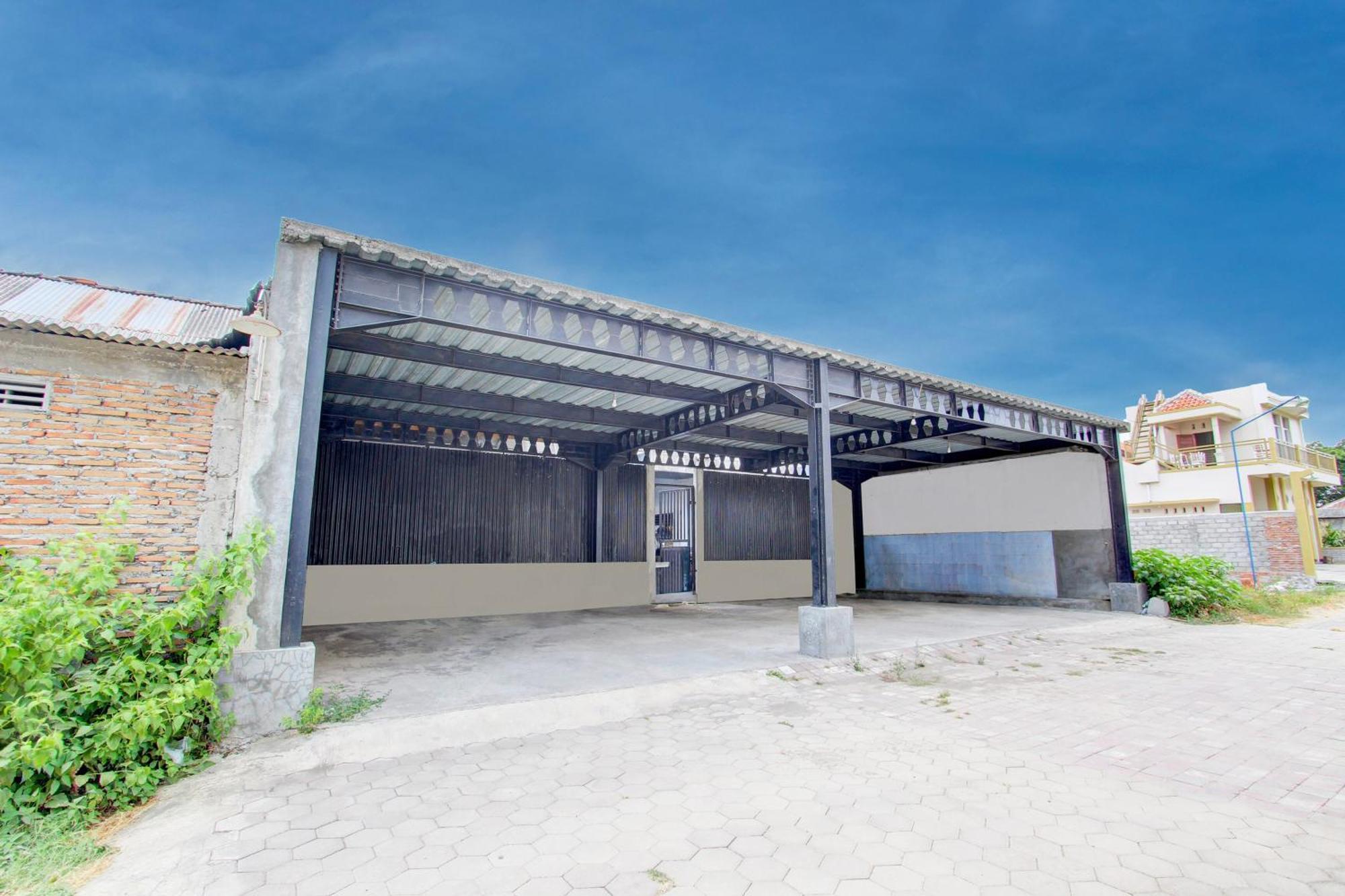 Spot On 93245 Guest House Mulia Dua Syariah Klaten Exterior foto